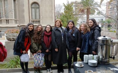 Mariana Aylwin, vicepresidenta de la Fundación Patricio Aylwin, participa en importante encuentro de liderazgo escolar